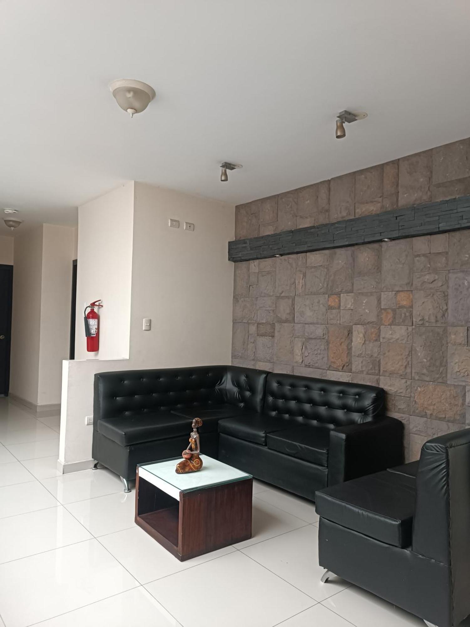 Hotel Quezada Hermanos Santo Domingo de los Colorados Kültér fotó